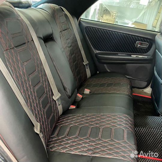 Чехлы Toyota Chaser 100