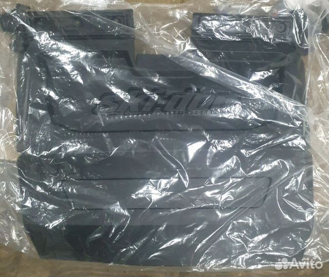 Брызговик снегохода BRP REV-XU