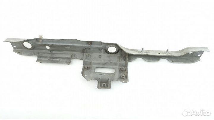 Планка телевизора Nissan Cube AZ10