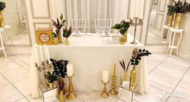 Банкетный зал для мероприятий и торжеств