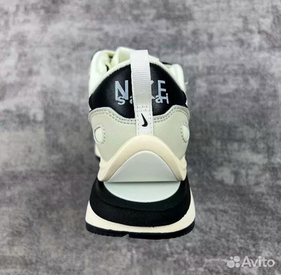 Кроссовки Sacai x Nike Vapor Waffle