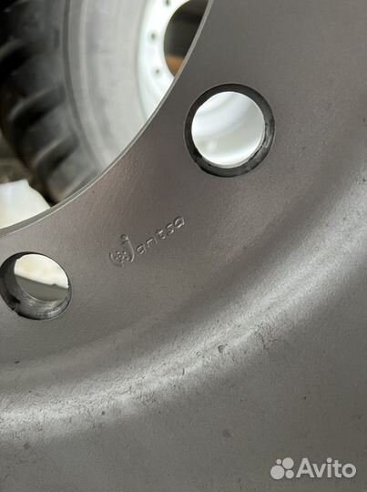 BKT Flotation 648 700/50 R26.5 174B