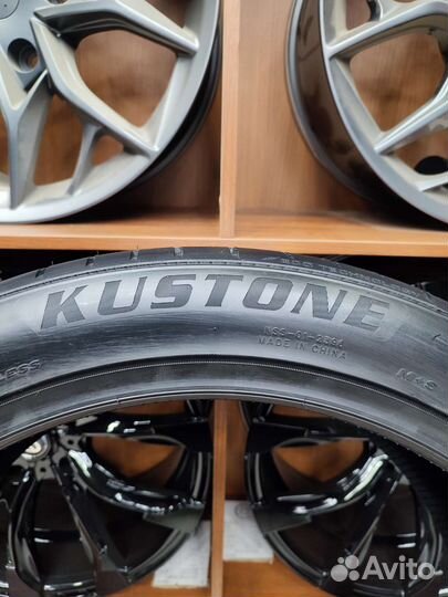 Kustone Passion P9S 275/40 R22 и 315/35 R22 111W