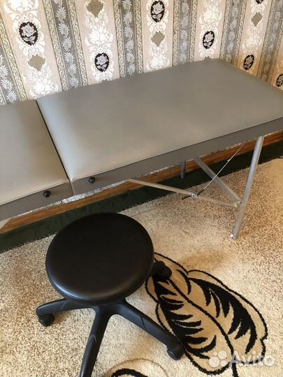 Массажная кушетка