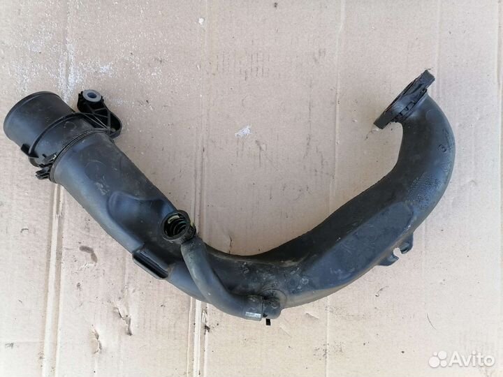 Патрубок интеркулера Renault Duster