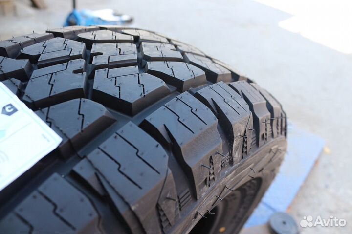 Farroad FRD86 285/70 R17 121S