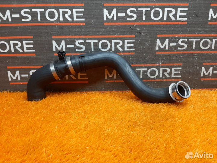 Патрубок радиатора верхний Mercedes-Benz E-Class