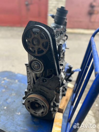 Двигатель1.6 AKL golf bora octavia a4