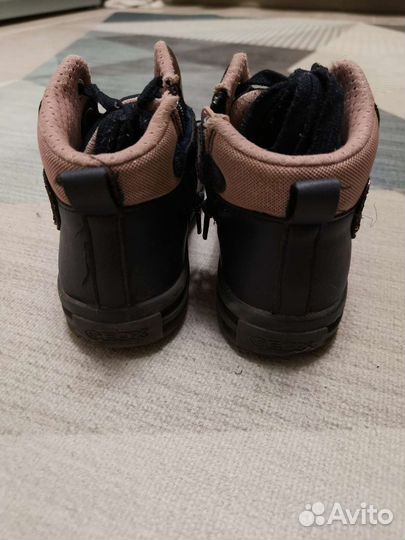 Ботинки для девочки Geox