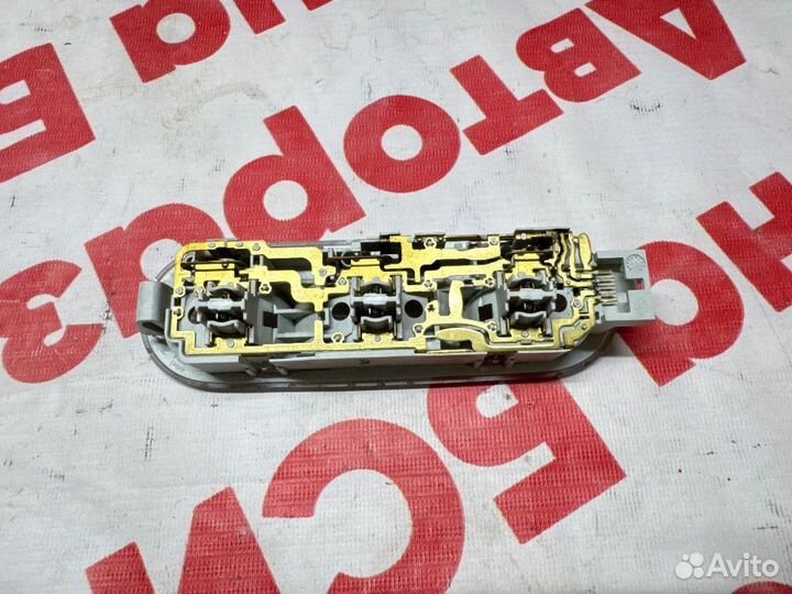 Плафон освещения салона Renault Logan 2