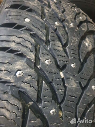 Nokian Tyres Hakkapeliitta 9 SUV 225/60 R18 104T