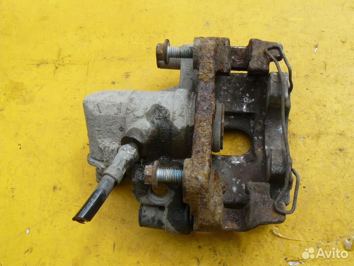 Суппорт задний тормозной для Ford Focus 3