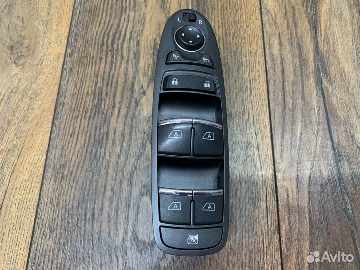 Infiniti Q50 (V37) Блок управ. стеклоподъемниками