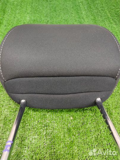 Подголовник Honda Civic 5D (FN) 2010