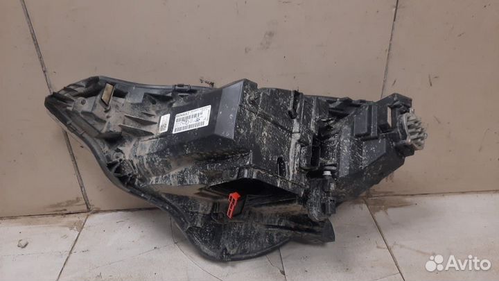 Фара правая Renault Arkana