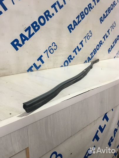 Уплотнитель жабо LADA largus 1.6 мт к4м