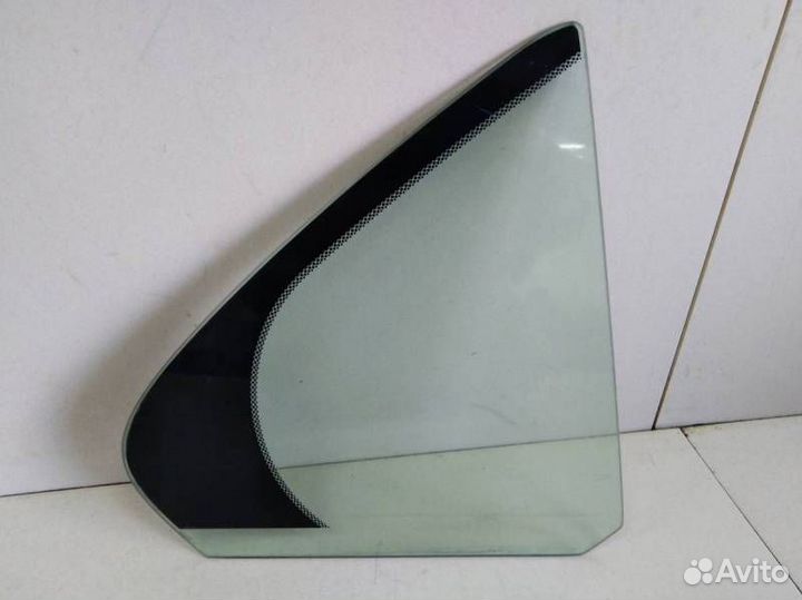 Стекло двери задней правой форточка Honda Accord 7