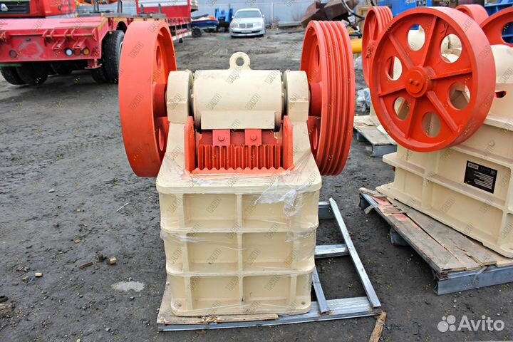 Щековая дробилка PE 250х400