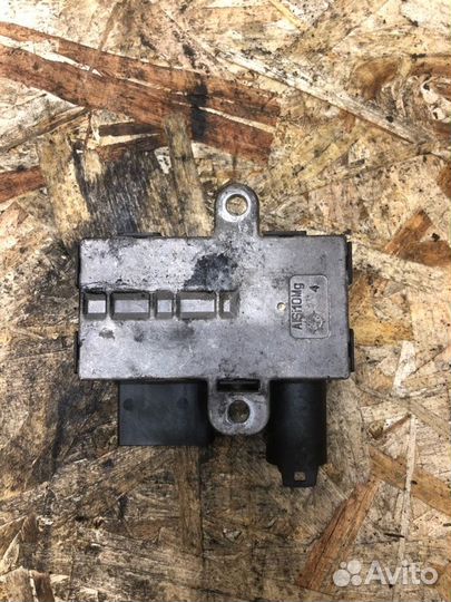 Реле свечей накала Mercedes A-Class W-169