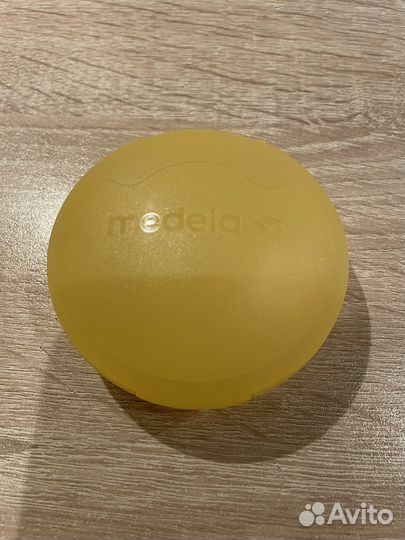 Накладки на грудь medela