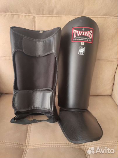 Защита голени и стопы Twins
