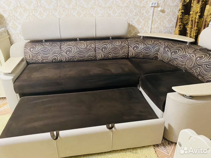 Угловой диван
