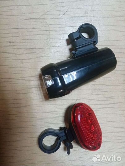 Фонарь на велосипед
