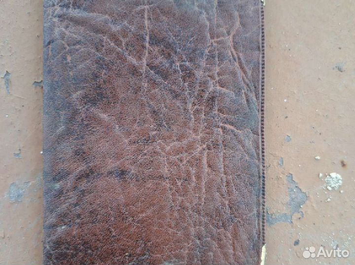 Кожаная обложка на паспорт