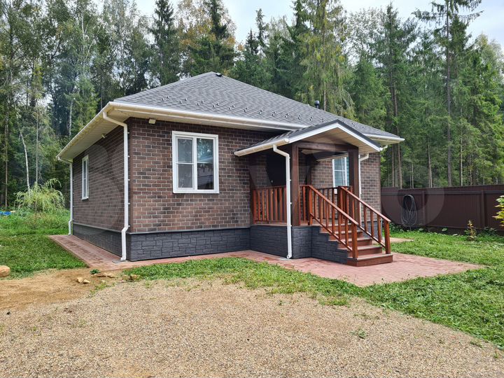 Дом 74,7 м² на участке 8 сот.