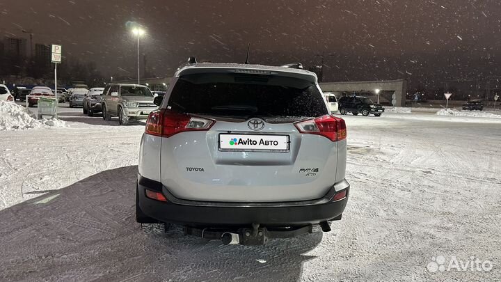 Toyota RAV4 2.2 AT, 2013, 125 000 км