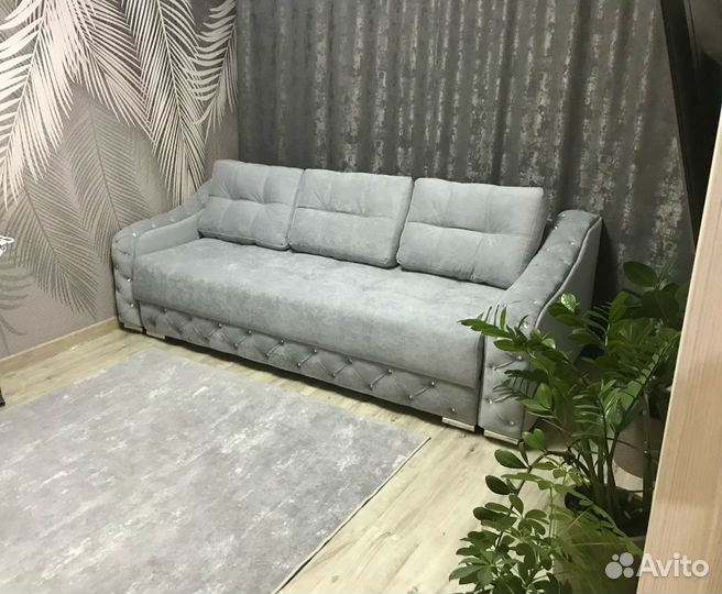 Диван