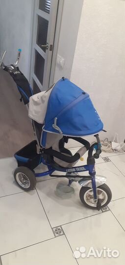 Детский трехколесный велосипед