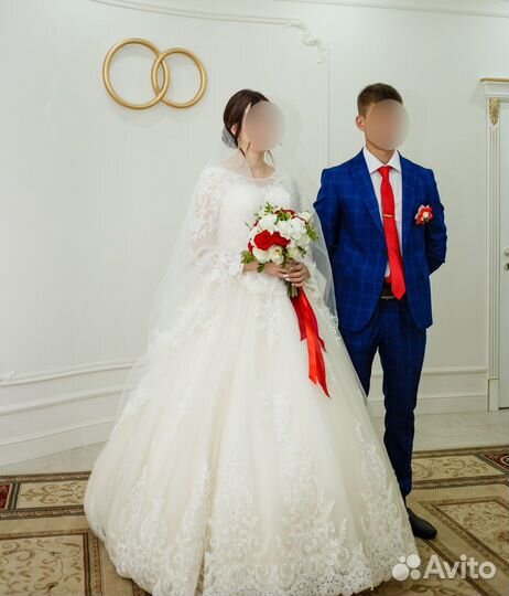 Свадебное платье