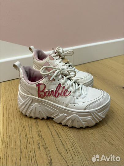 Кроссовки на платформе Bershka Barbie (37)