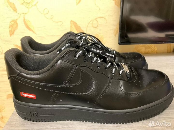 Nike air force supreme