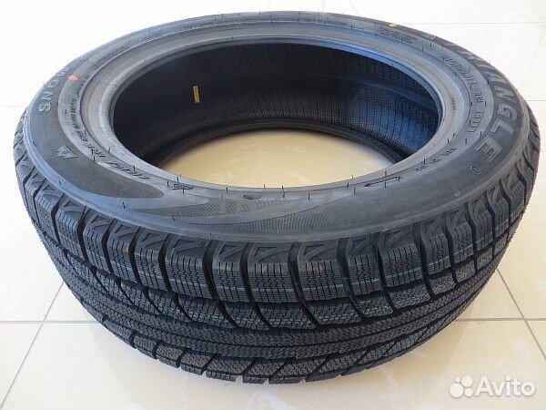 Triangle TR777 215/65 R16 101H
