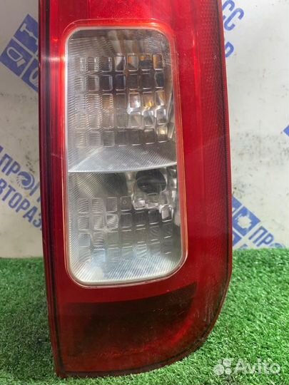 Фонарь задний правый Ford Fusion хэтчбек 1.4 fxja
