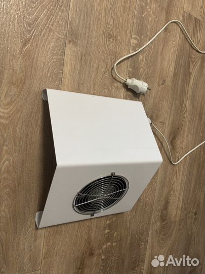 Маникюрный пылесос эмиль