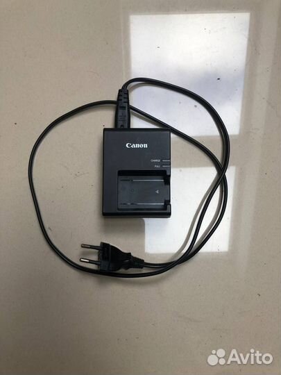 Зарядное Canon LC-E10 (Оригинал)
