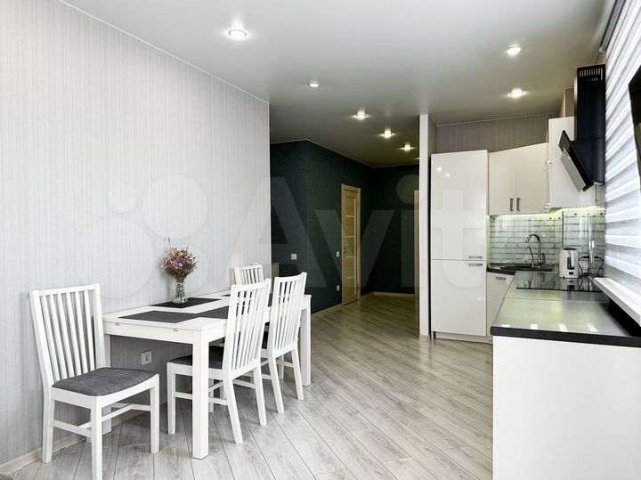 2-к. квартира, 65 м², 8/22 эт.