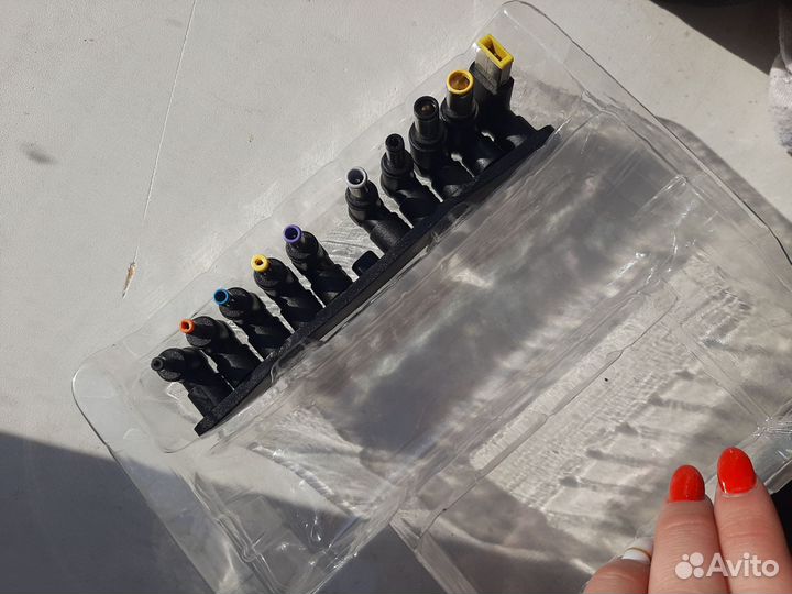 Насадки универсальные для зарядки ноутбука