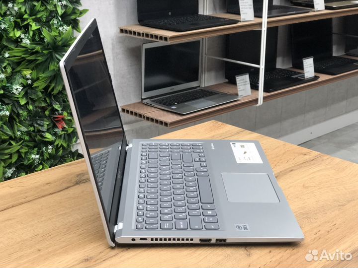 Идеальный Asus/15.6 FHD/Core i5/8Gb/256Gb SSD