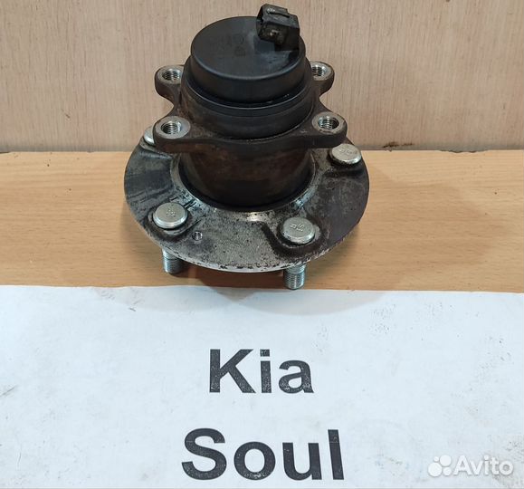 Ступица задняя левая c abs Kia Soul, 2012г