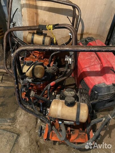 Мотобур Hitachi DA 300