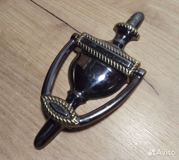 Дверной звонок. Кнокер