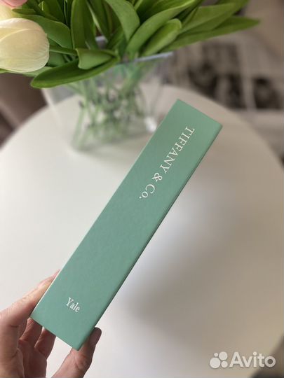 Муляж книги Tiffany и Loewe