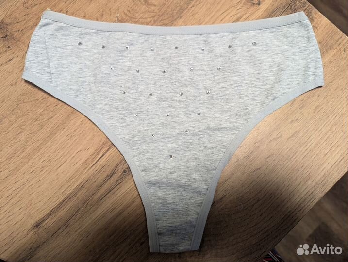 Трусы- стринги женские