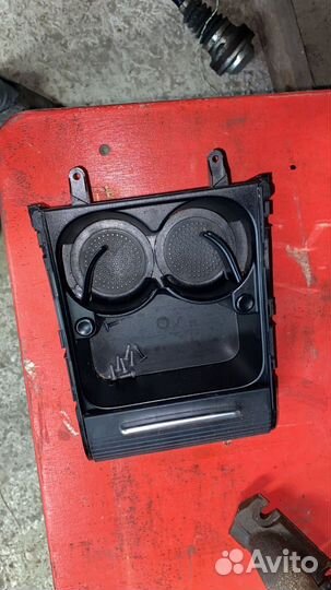 Подстаканник passat b6 b7 cc со шторкой