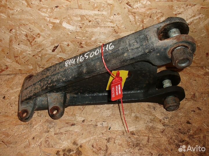 Кронштейн усилителя бампера MAN 81416500016