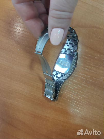 Часы наручные